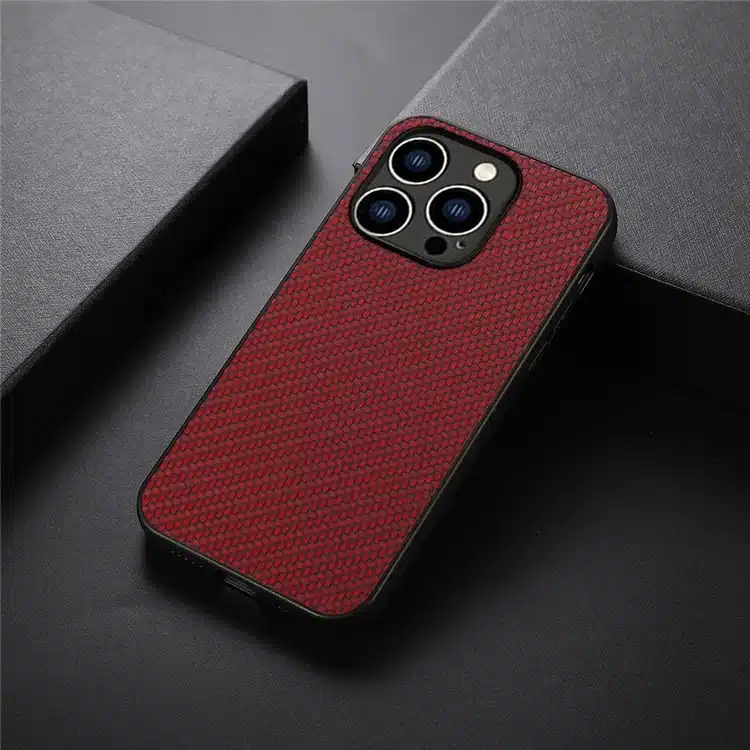 Cityhoesje – Backcover iPhone 15 Pro Max – Carbon Fiber Texture PU – Rood - Afbeelding 6