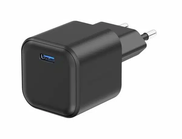 Swissten – 20W UBS-C Travel Charger – Zwart