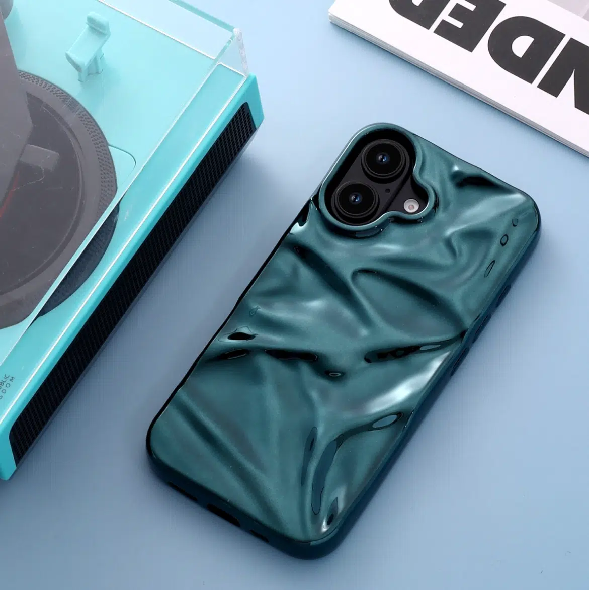 Casemania Curved Glossy Case - iPhone 16 - Groen-3-Cityhoesje.nl