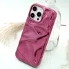 Casemania Curved Glossy Case - iPhone 16 Pro -Roze-4-Cityhoesje.nl