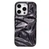 Casemania Curved Glossy Case - iPhone 16 Pro -Zwart-1-Cityhoesje.nl